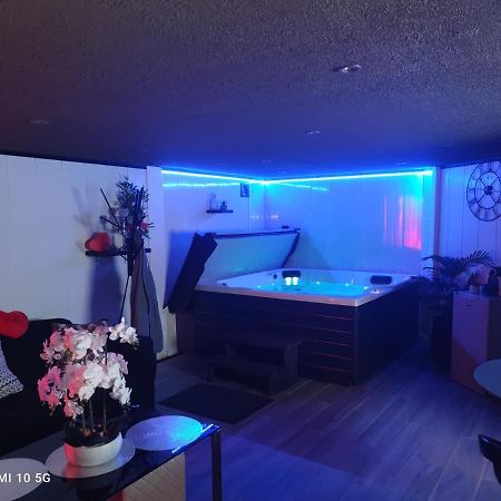 Les Bulles Du Font Blanque Villa Campsas ภายนอก รูปภาพ